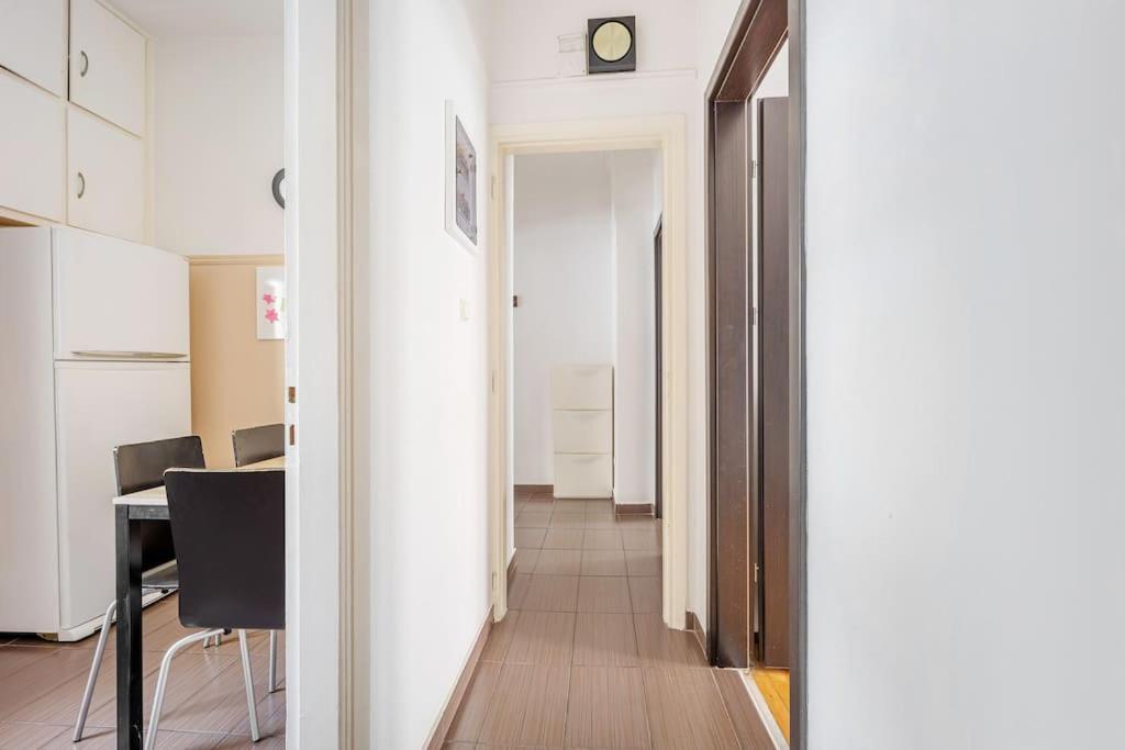 אתונה Apartment In The Middle Of Everything מראה חיצוני תמונה