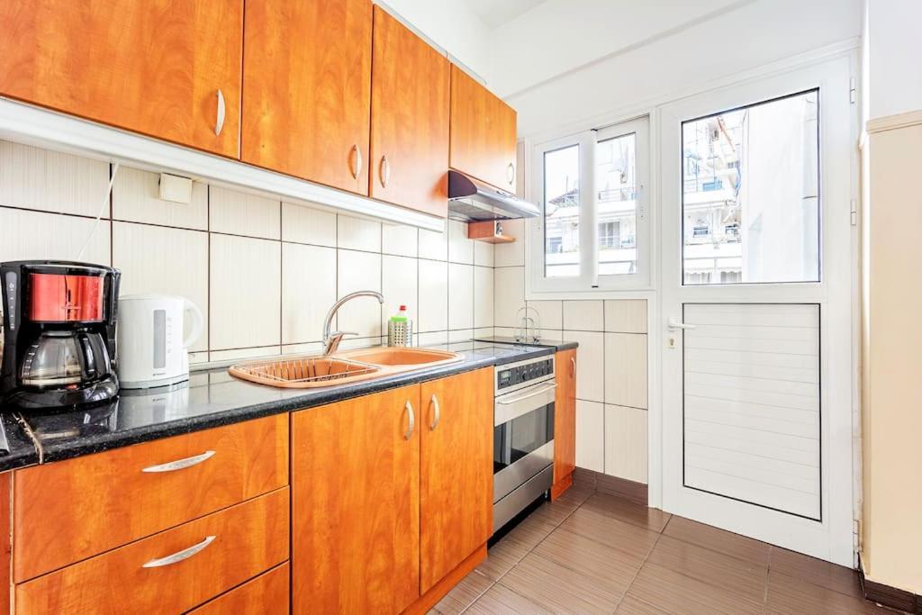 אתונה Apartment In The Middle Of Everything מראה חיצוני תמונה